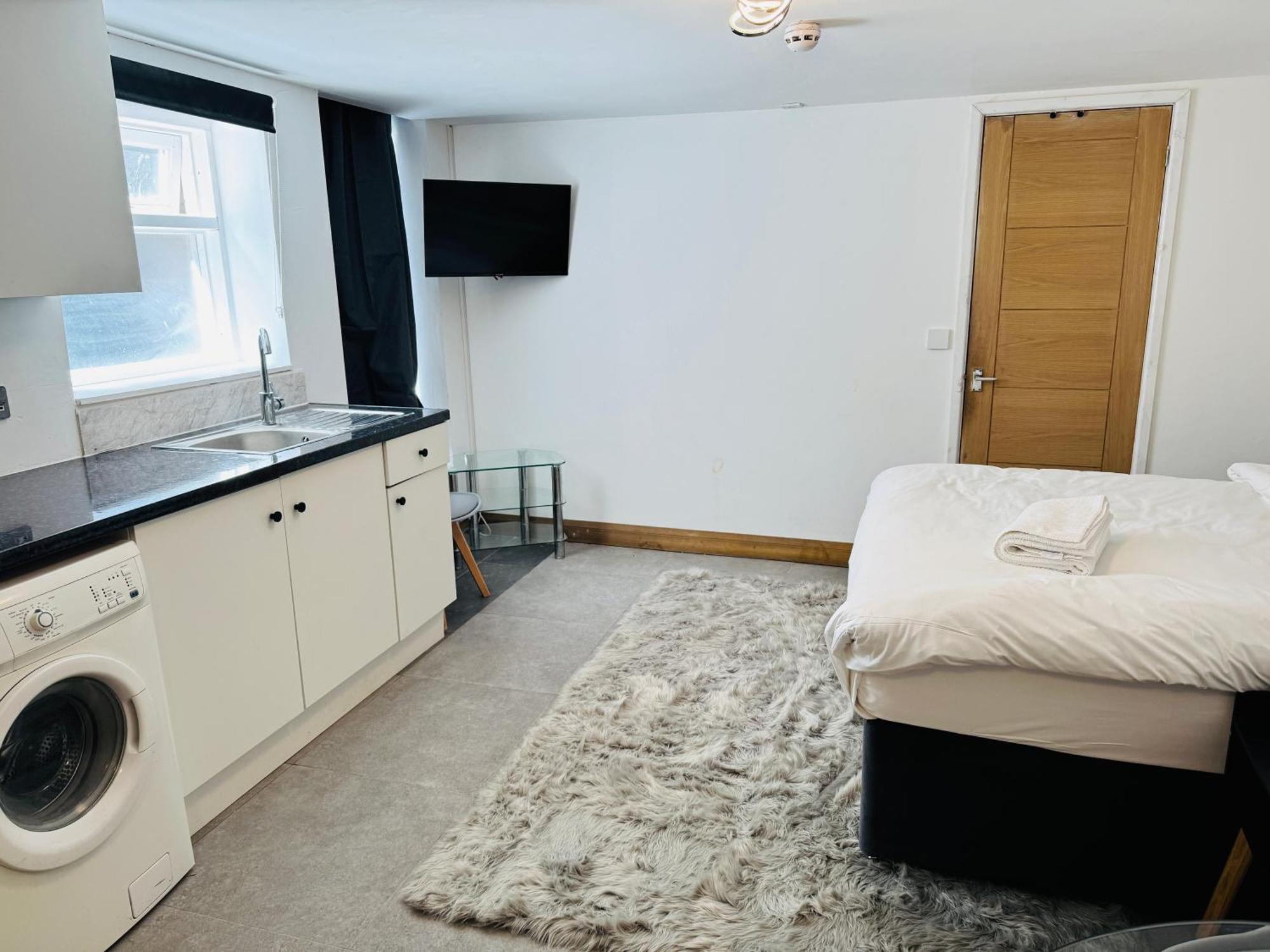 Hotel 24-7 Express Newport  Zewnętrze zdjęcie